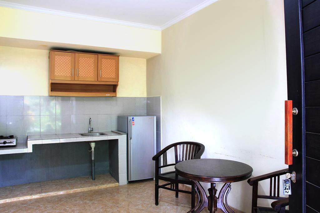 Cinthya Guest House Legian Værelse billede